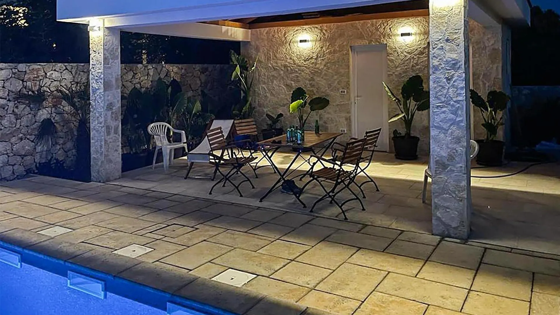 Amazing Apartment In Zaton